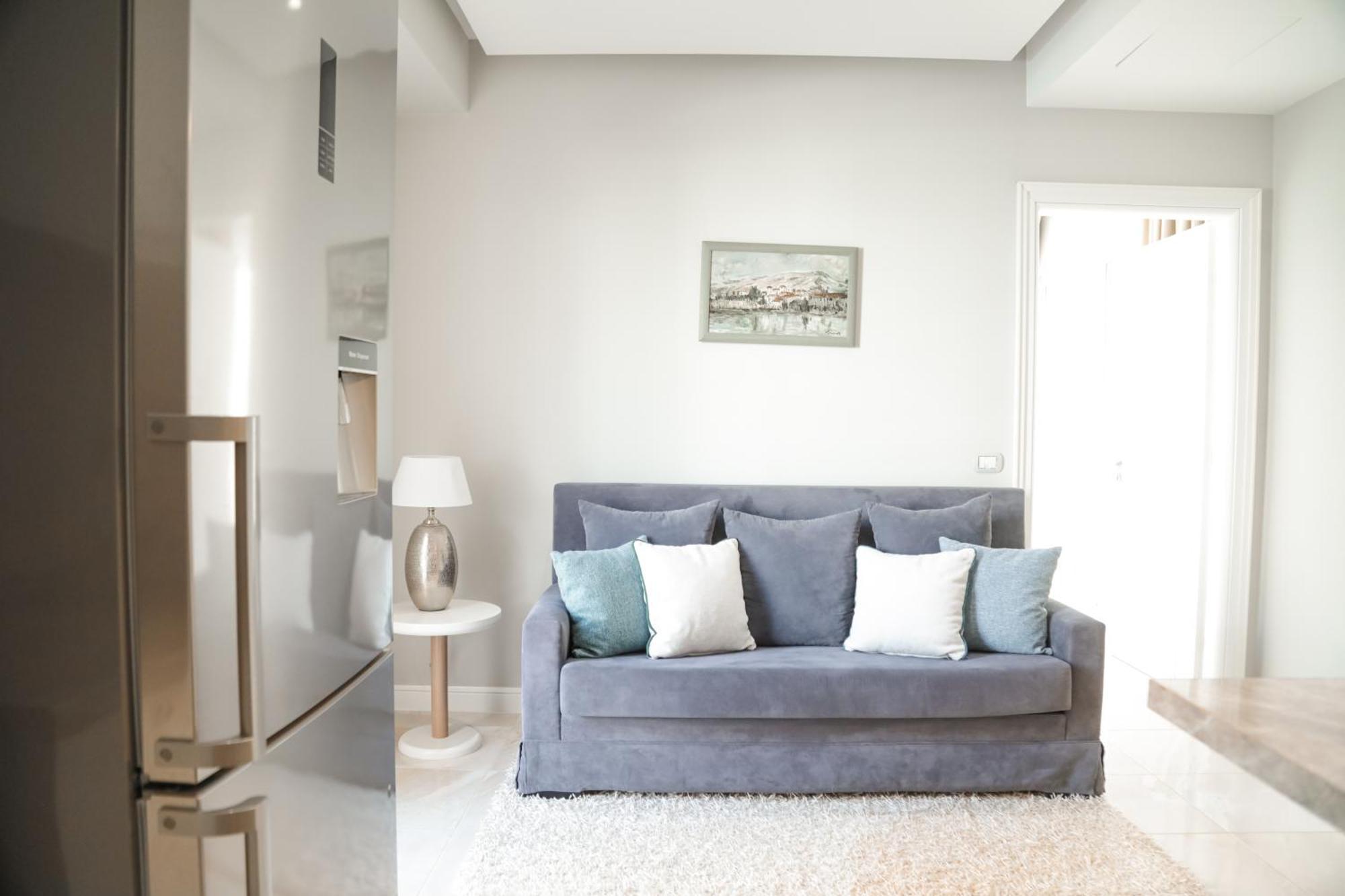 Limani Deluxe Apartments Sarande Bagian luar foto