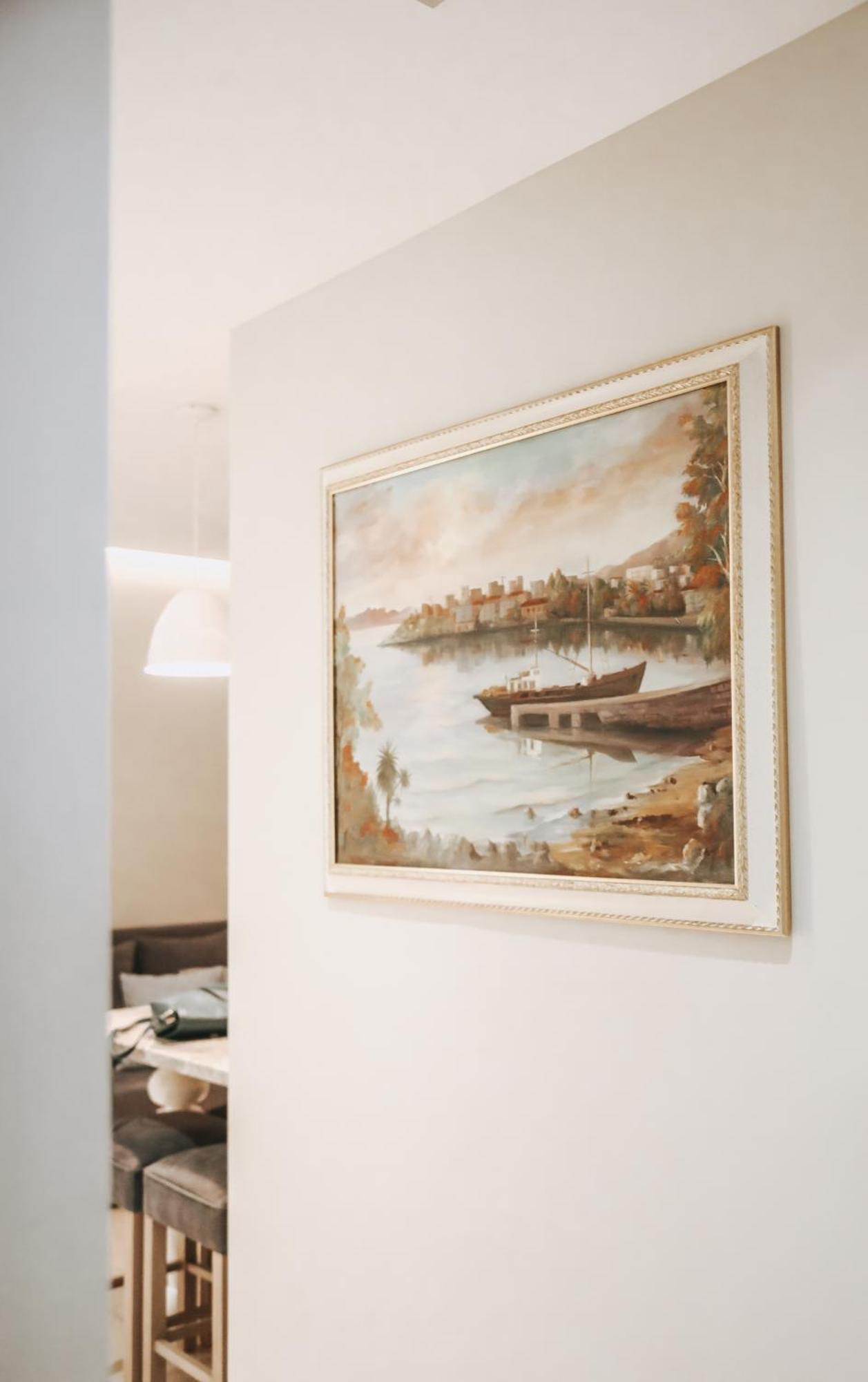 Limani Deluxe Apartments Sarande Bagian luar foto