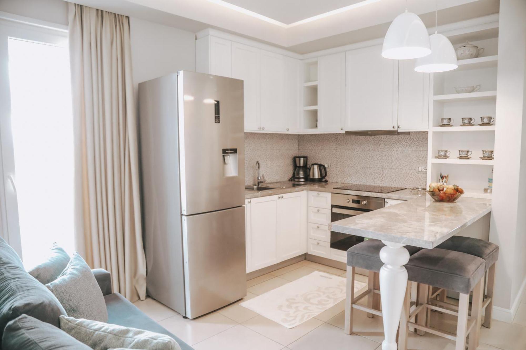 Limani Deluxe Apartments Sarande Bagian luar foto