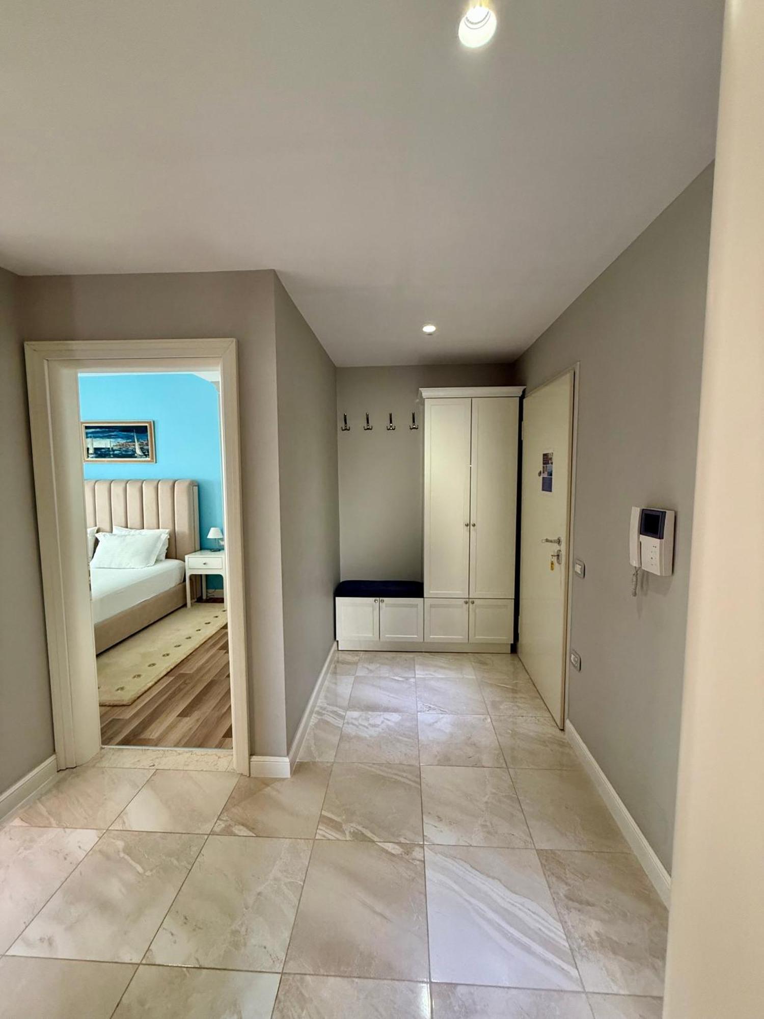 Limani Deluxe Apartments Sarande Bagian luar foto