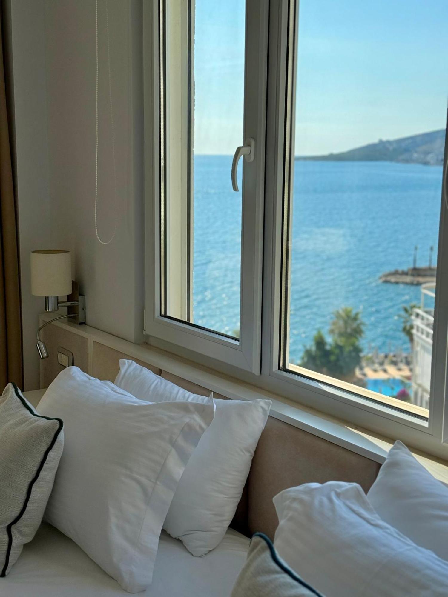 Limani Deluxe Apartments Sarande Bagian luar foto