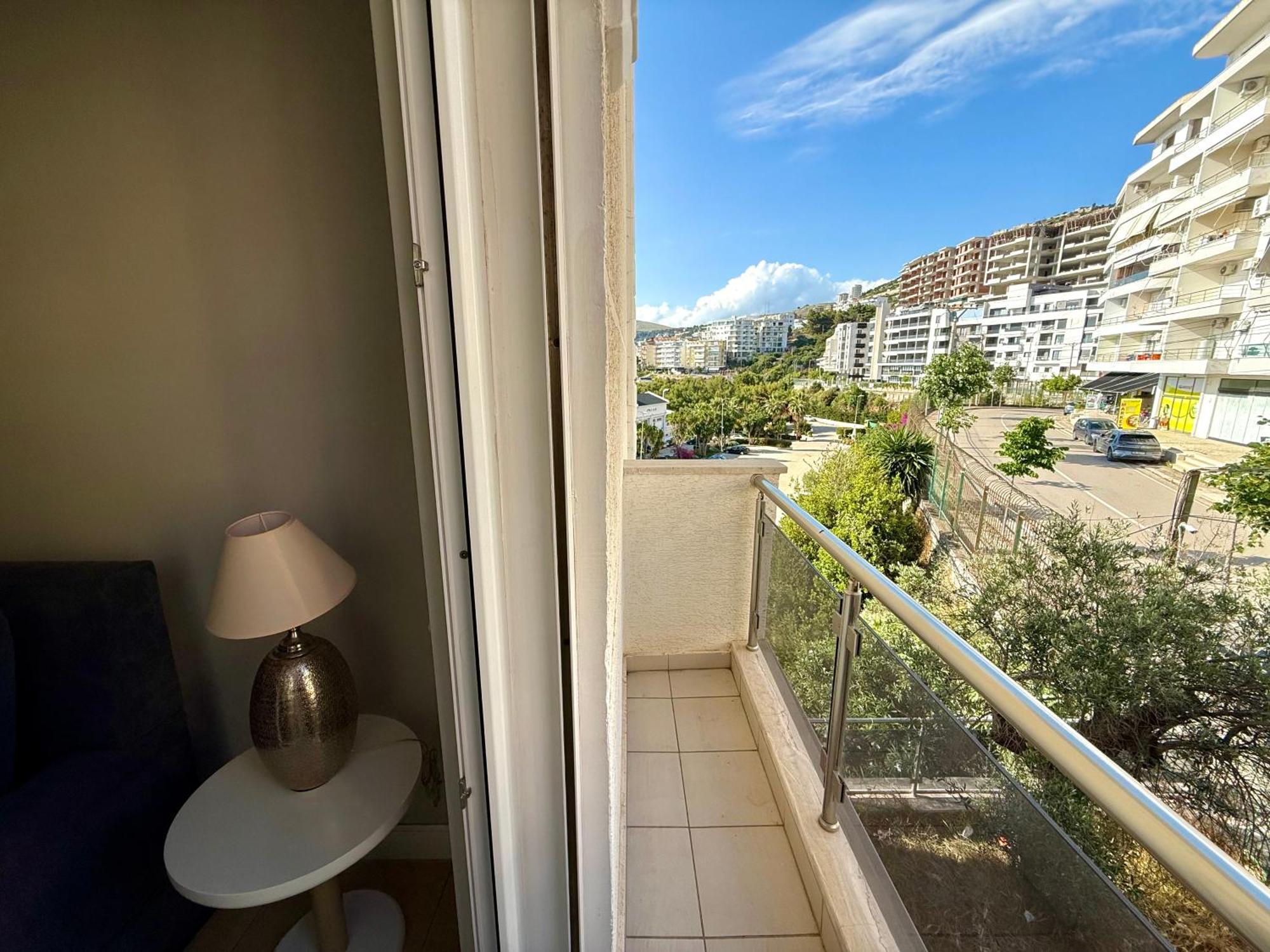 Limani Deluxe Apartments Sarande Bagian luar foto