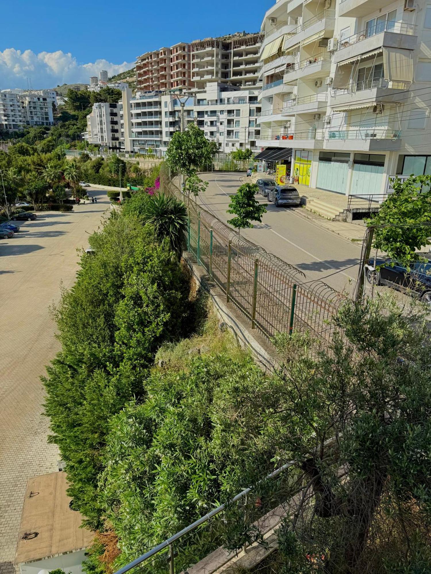 Limani Deluxe Apartments Sarande Bagian luar foto