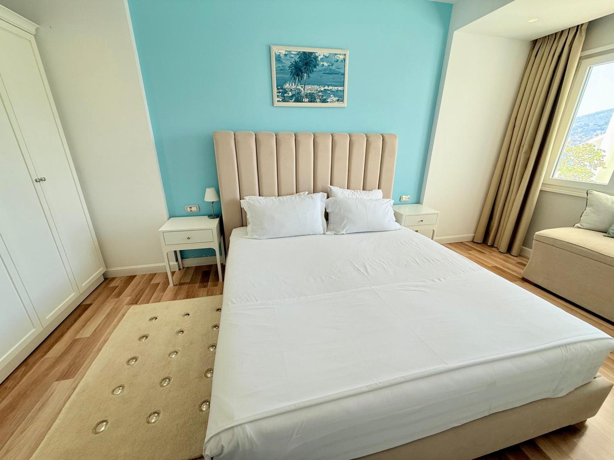 Limani Deluxe Apartments Sarande Bagian luar foto